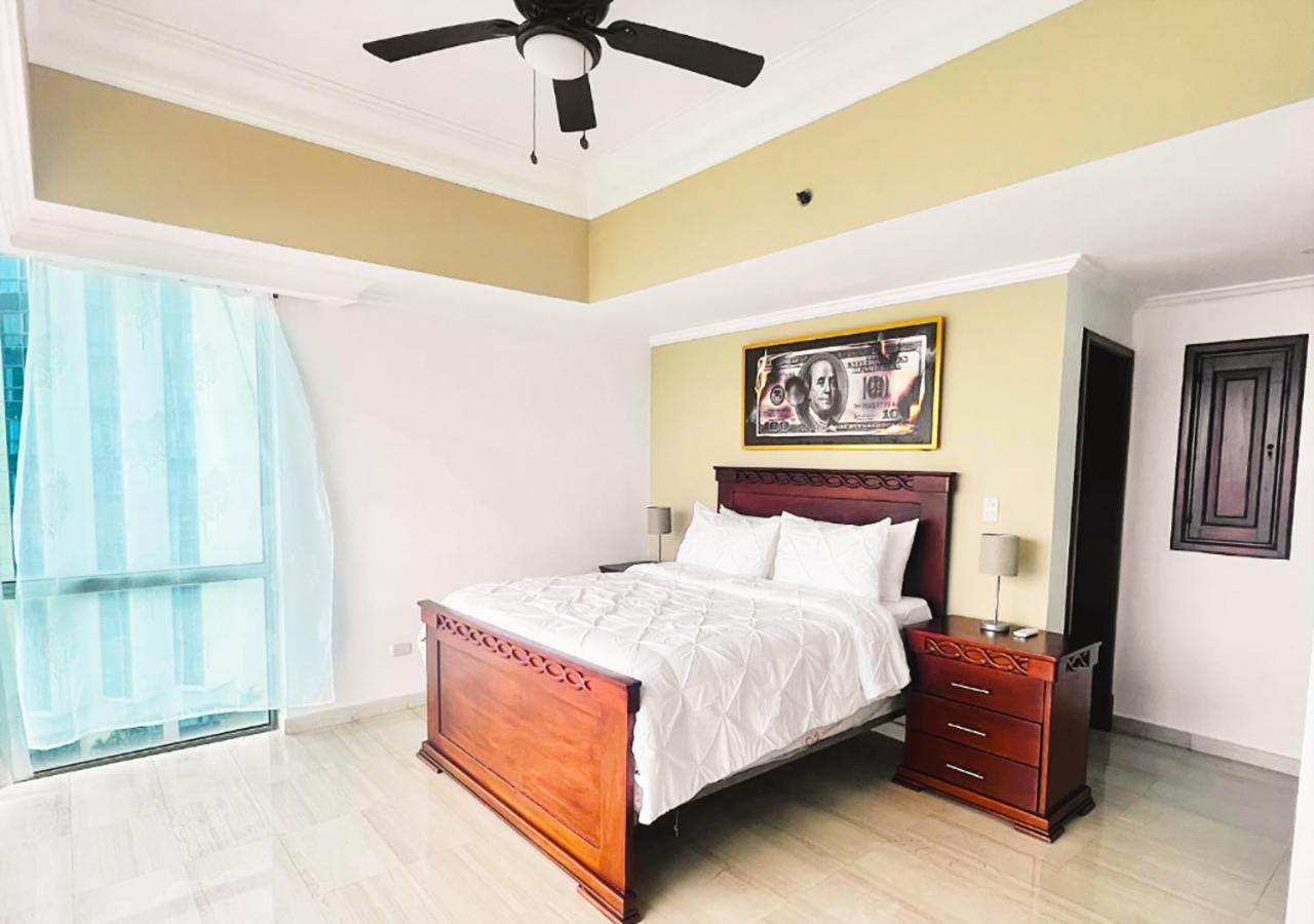 Exclusive 3 Bdr, Gym & Pool, Seaview, Luxury Tower Apartment ซานโตโดมิงโก ภายนอก รูปภาพ